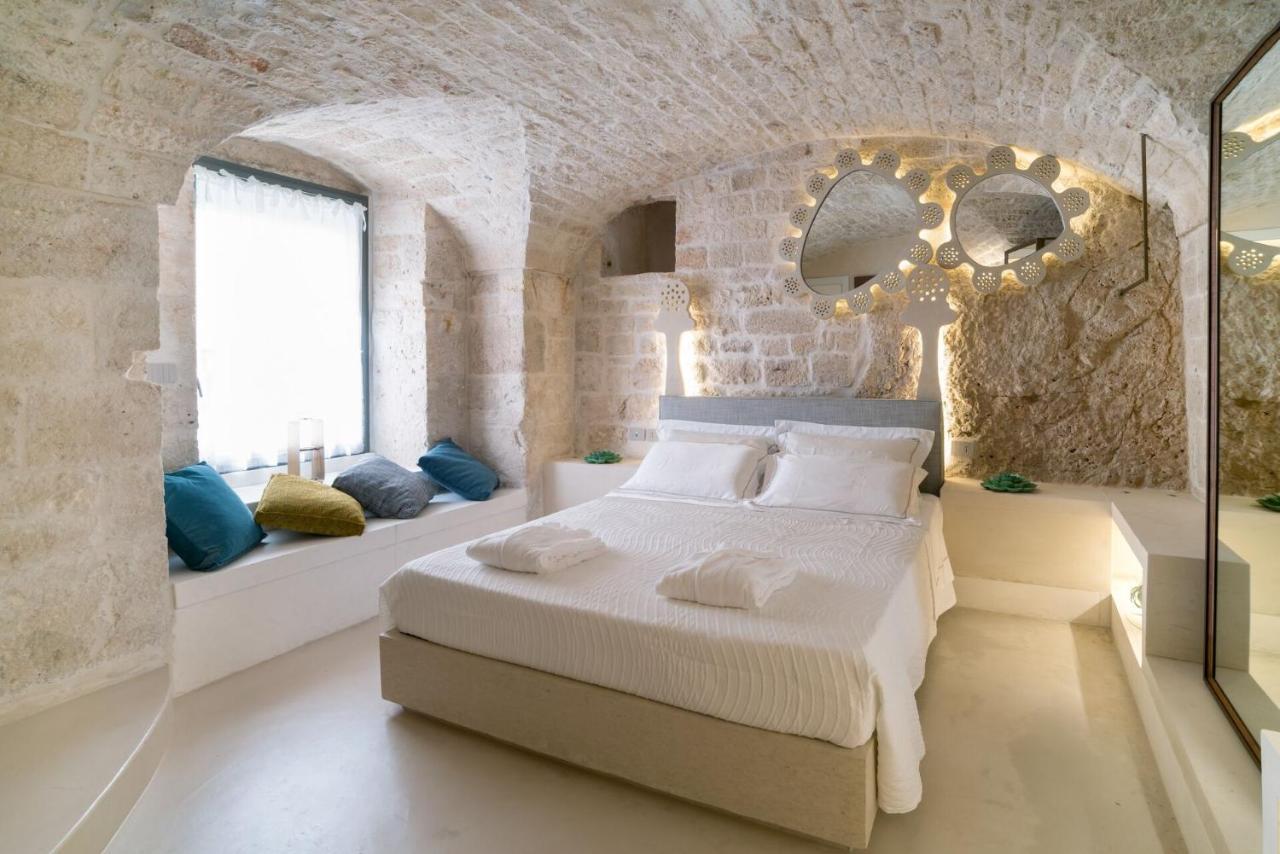 Vico Bianco Raro Smart Rooms Collection Ostuni Bagian luar foto