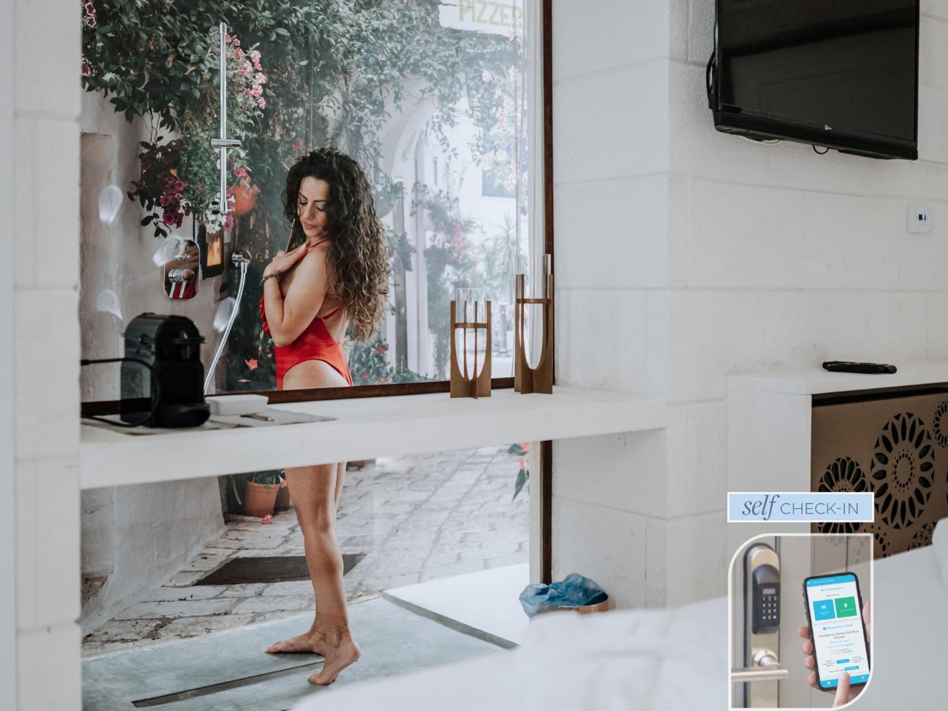 Vico Bianco Raro Smart Rooms Collection Ostuni Bagian luar foto